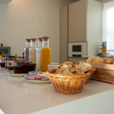 Silveira Bay Lounge Retreat 住宿加早餐酒店 英雄港