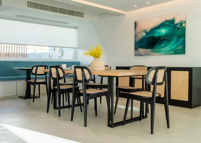 Silveira Bay Lounge Retreat B&B