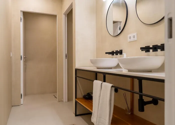 Silveira Bay Lounge Retreat 3* 앙그라두에루이스무