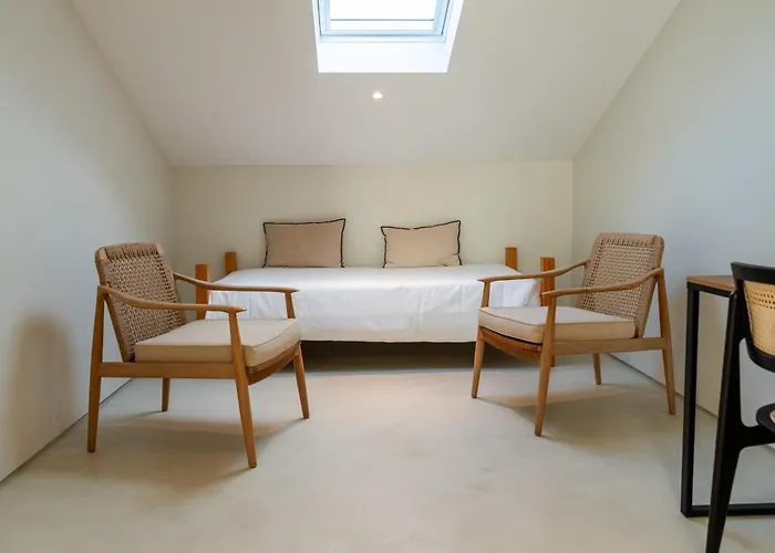 Silveira Bay Lounge Retreat B&B 앙그라두에루이스무