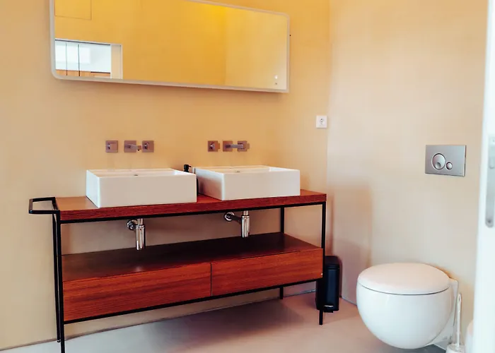 Silveira Bay Lounge Retreat B&B 3*