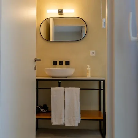 Silveira Bay Lounge Retreat Bed & Breakfast Angra do Heroísmo