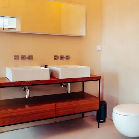 Silveira Bay Lounge Retreat לינה וארוחת בוקר Angra do Heroísmo