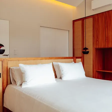 לינה וארוחת בוקר Silveira Bay Lounge Retreat Angra do Heroísmo