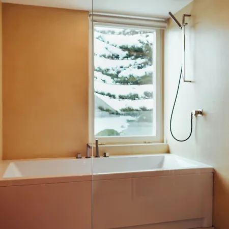 Silveira Bay Lounge Retreat